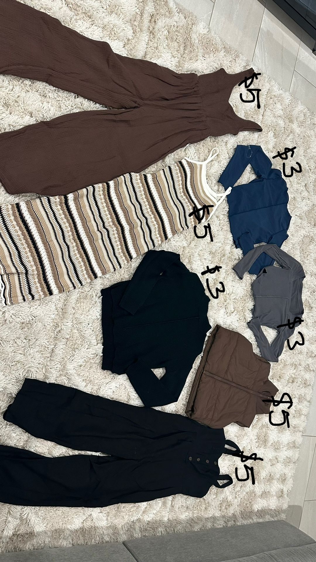 Clothes For Sale (Orange Cove)