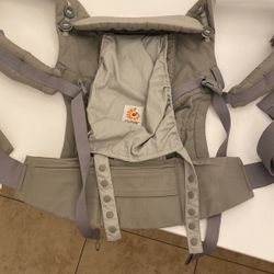 Ergo baby carrier