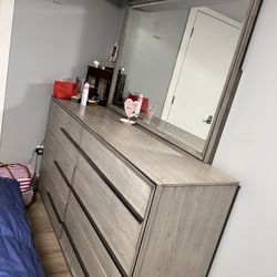 Sophie Grey Dresser W/mirror