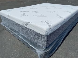Cal King Cooling Gel Hybrid Memory Foam Mattress!