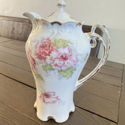 Antique Porcelain Pot 