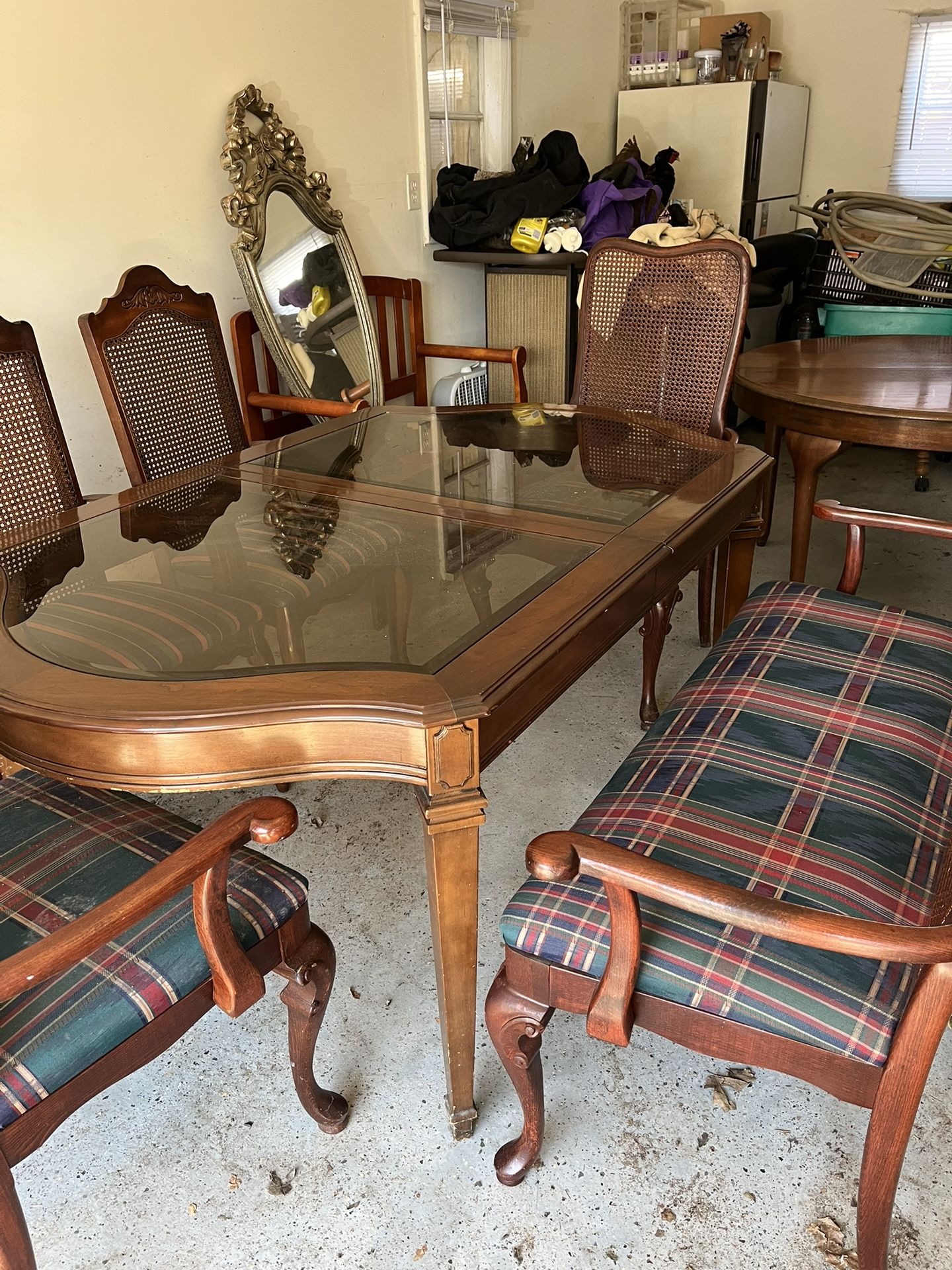 Eye catching Dining Room Table. 4 Chairs And A Bench.