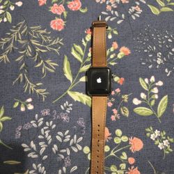 Apple Watch Series 3 [GPS 38mm] Smart Watch w/Space Gray Aluminum Case 