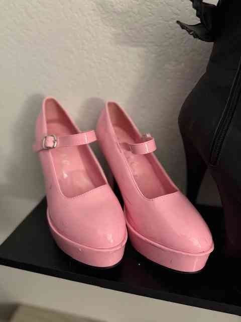 Pink Heels