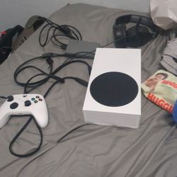 Xbox S Series With External Hard Drive And Head Set