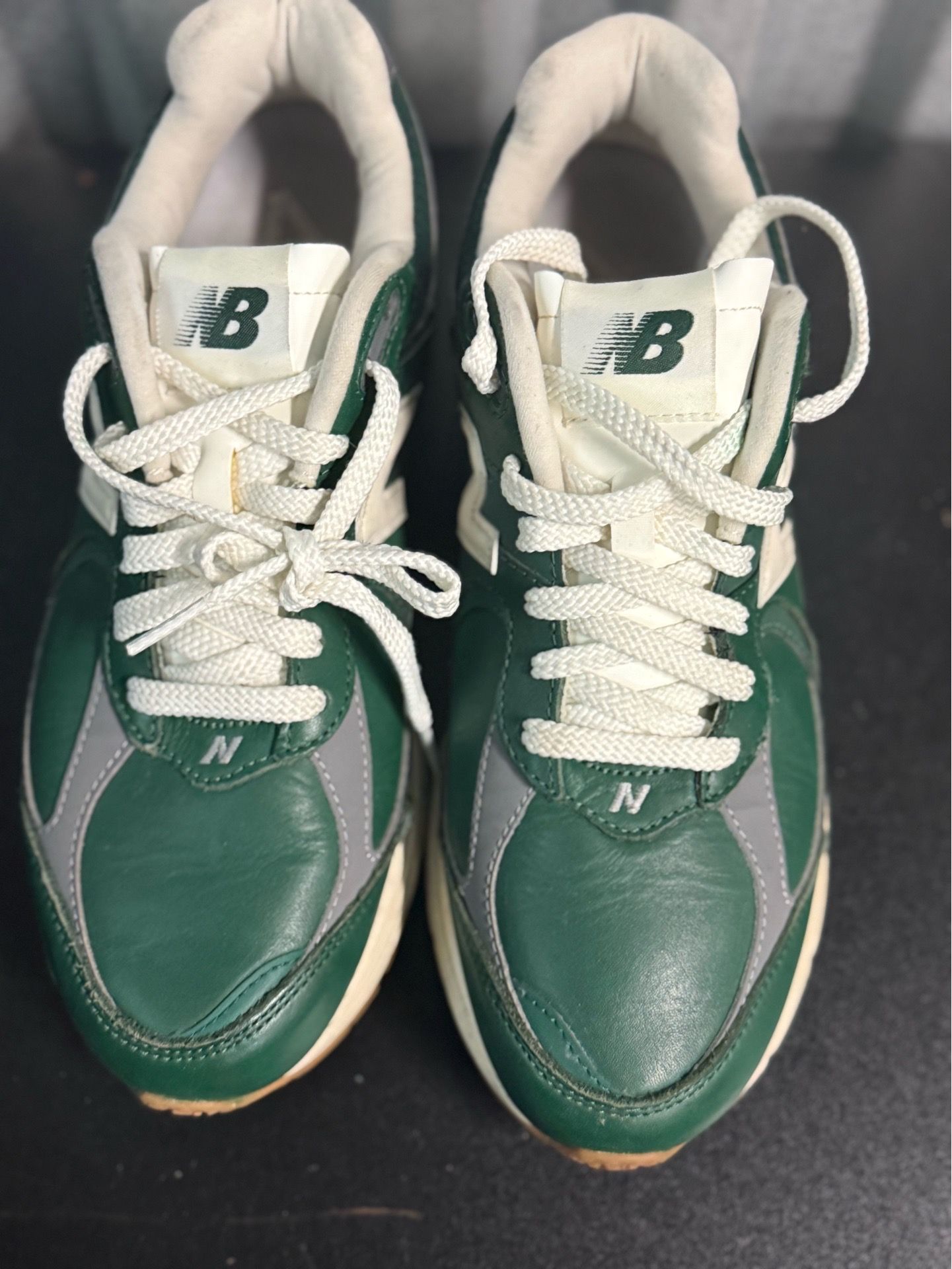 New Balance 2002R Vintage Leather Pack Green Sneakers