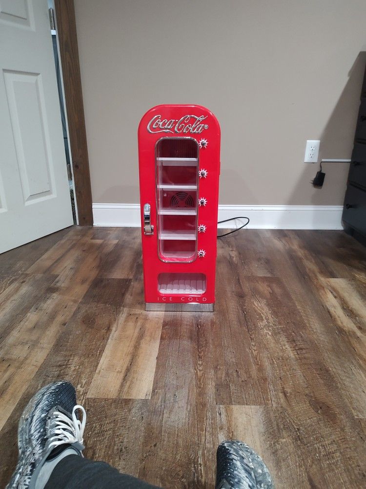 Coca Cola Vending Machine