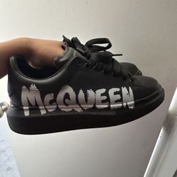 Alexander McQueen 