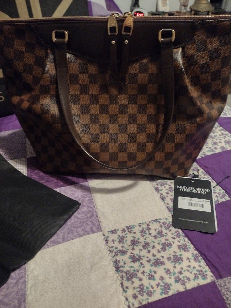 LOUIS VUITTON AUTHENTIC WITH TAGS AND RECIPET 