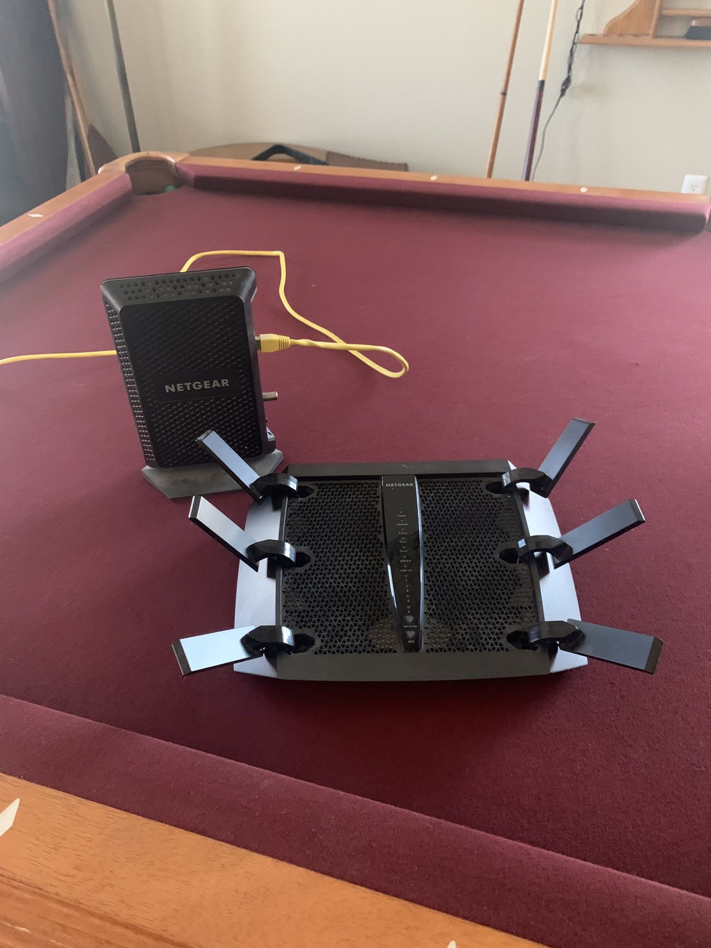 Netgear nighthawk X6 router model:R8000, with a 3.0 modem