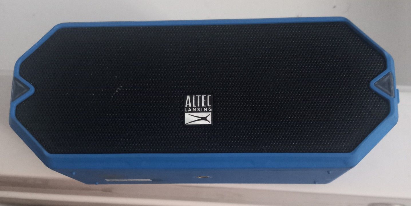 Like New Speaker For Sale