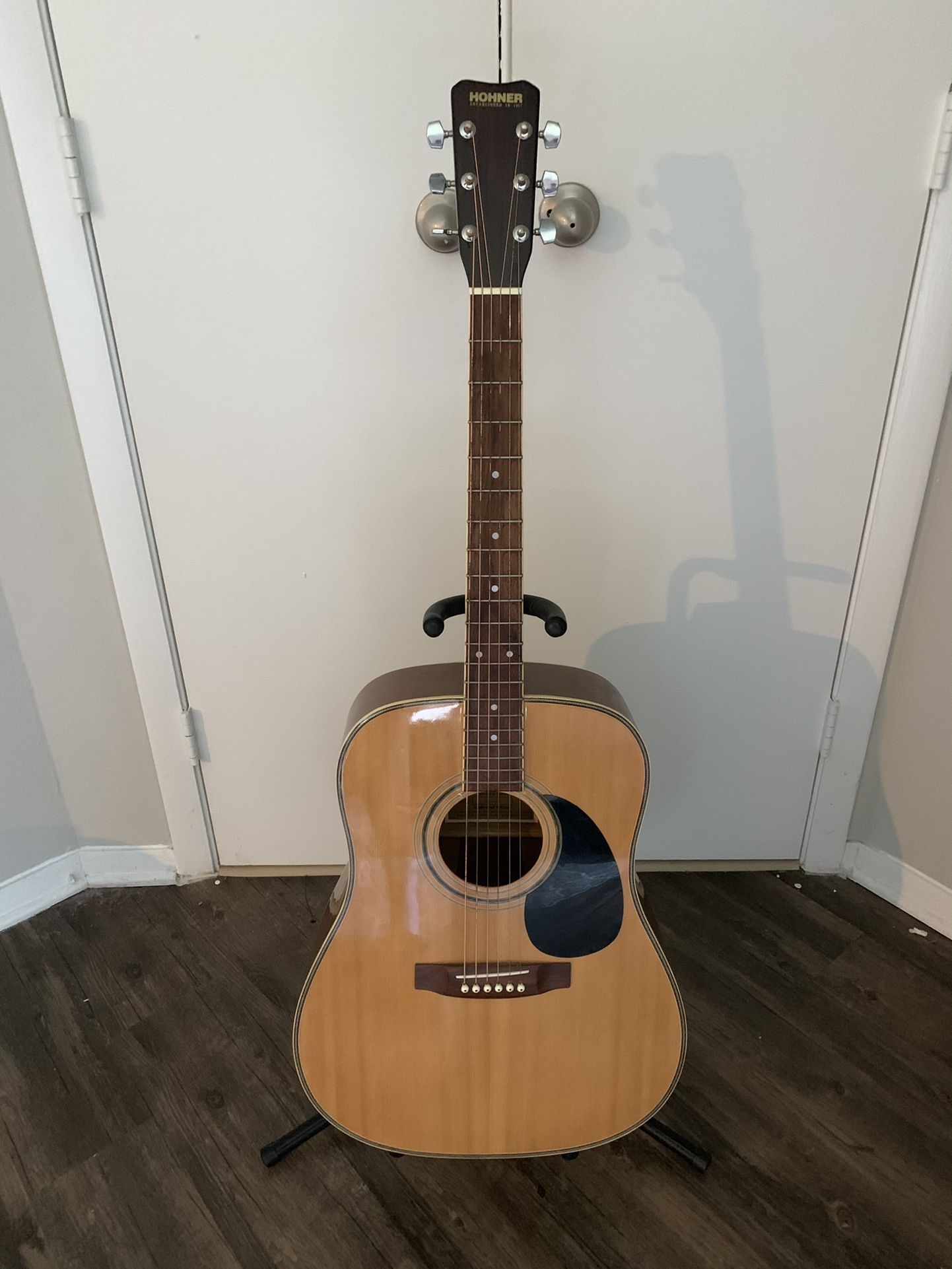 Hohner Acoustic Guitar