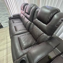 Electric Leather Recliners Very Comfortable. 