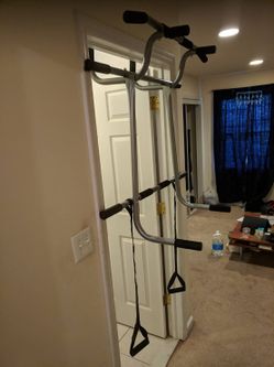 Triple door gym pull up bar hotsell