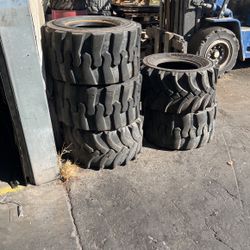 MOFFETT TIRES TRACTOR SKID STEER 