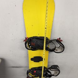 Burton Dominant D13 Snowboard with Technine T9 Bindings