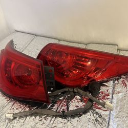 Infiniti Q50 Tail Lights Left And Right 2014-17