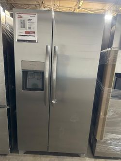 Frigidaire FRSS26L3AF Refrigerator