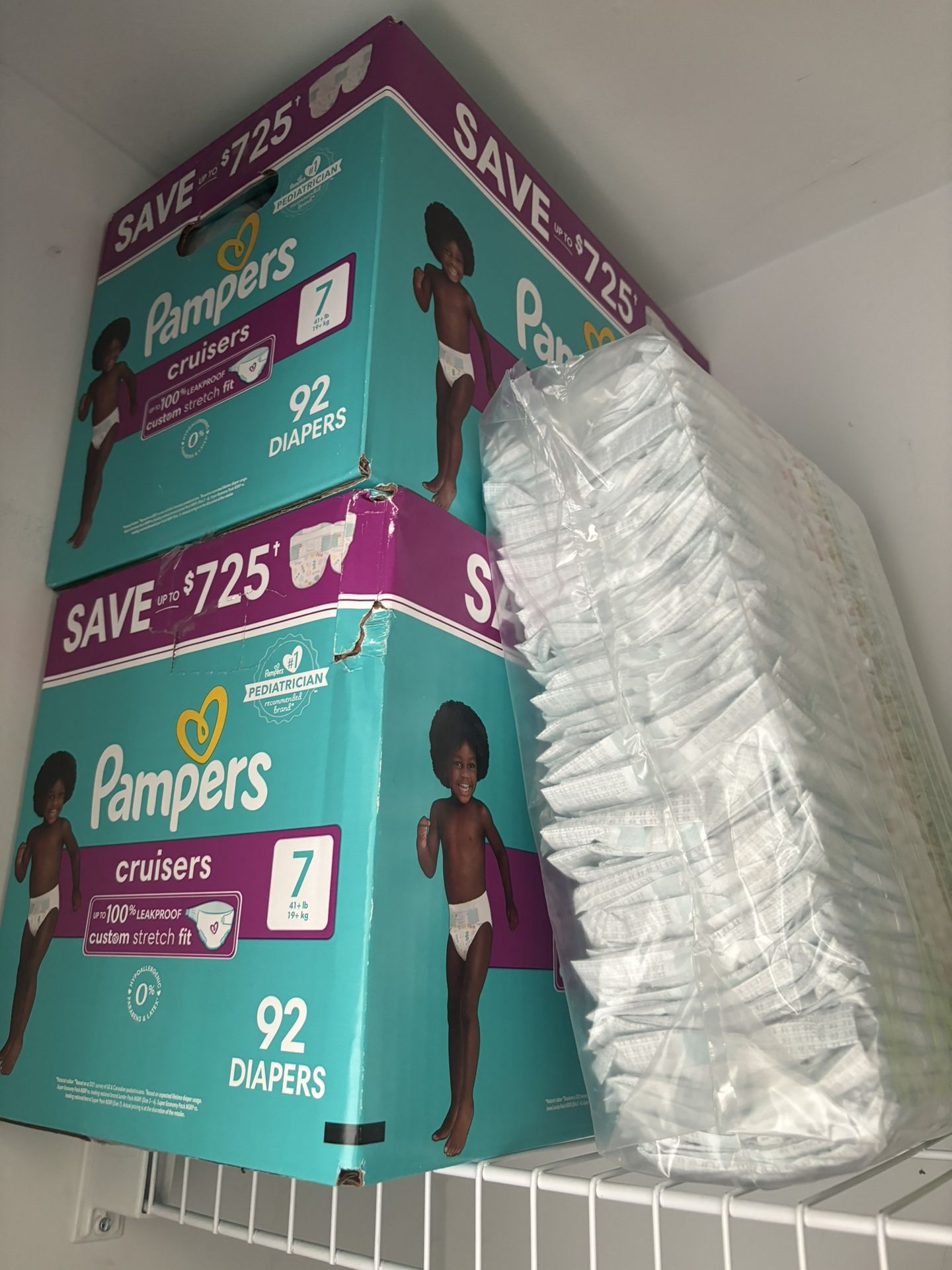 Size 7 Cruisers Pampers (92 Pack) 2 Boxes/half Sleeve