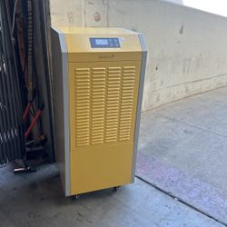 Portable 292 Pint Per Day Dehumidifier  WiFi Build In Condensation Pump 110v 2000 Watt 