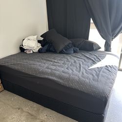 New Cali king bed