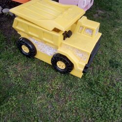 Vintage Tonka Truck Toy Chest