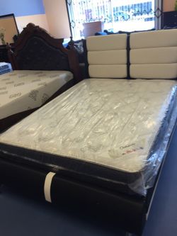 Queen bed with mattress $420