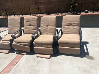 4 sillas de metal reclinables $200 dlls