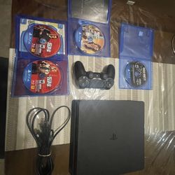 PS4 Slim