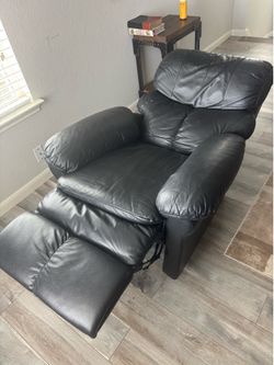 Leather recliner