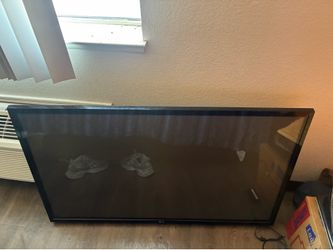 50” LG TV