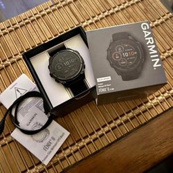 Garmin Fenix 8 Solar Sapphire Watch 