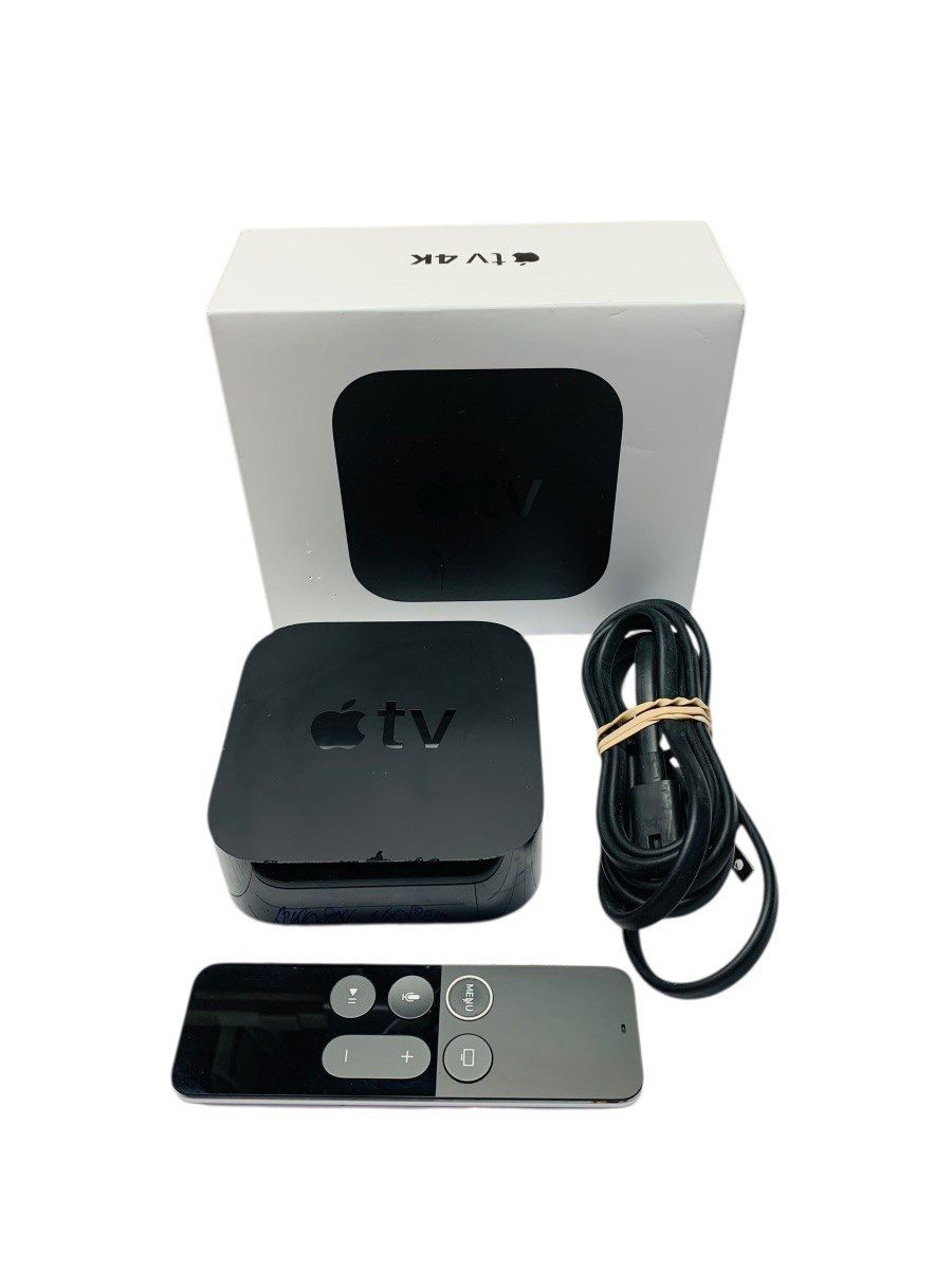 Apple TV 32GB 4K HDR 1st Gen Media Streamer + Remote - Black A1842