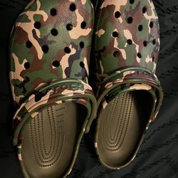 Size 10 Camo Crocs