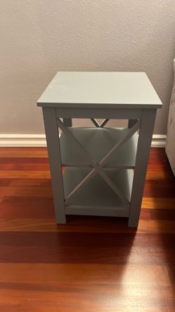 End tables (2)