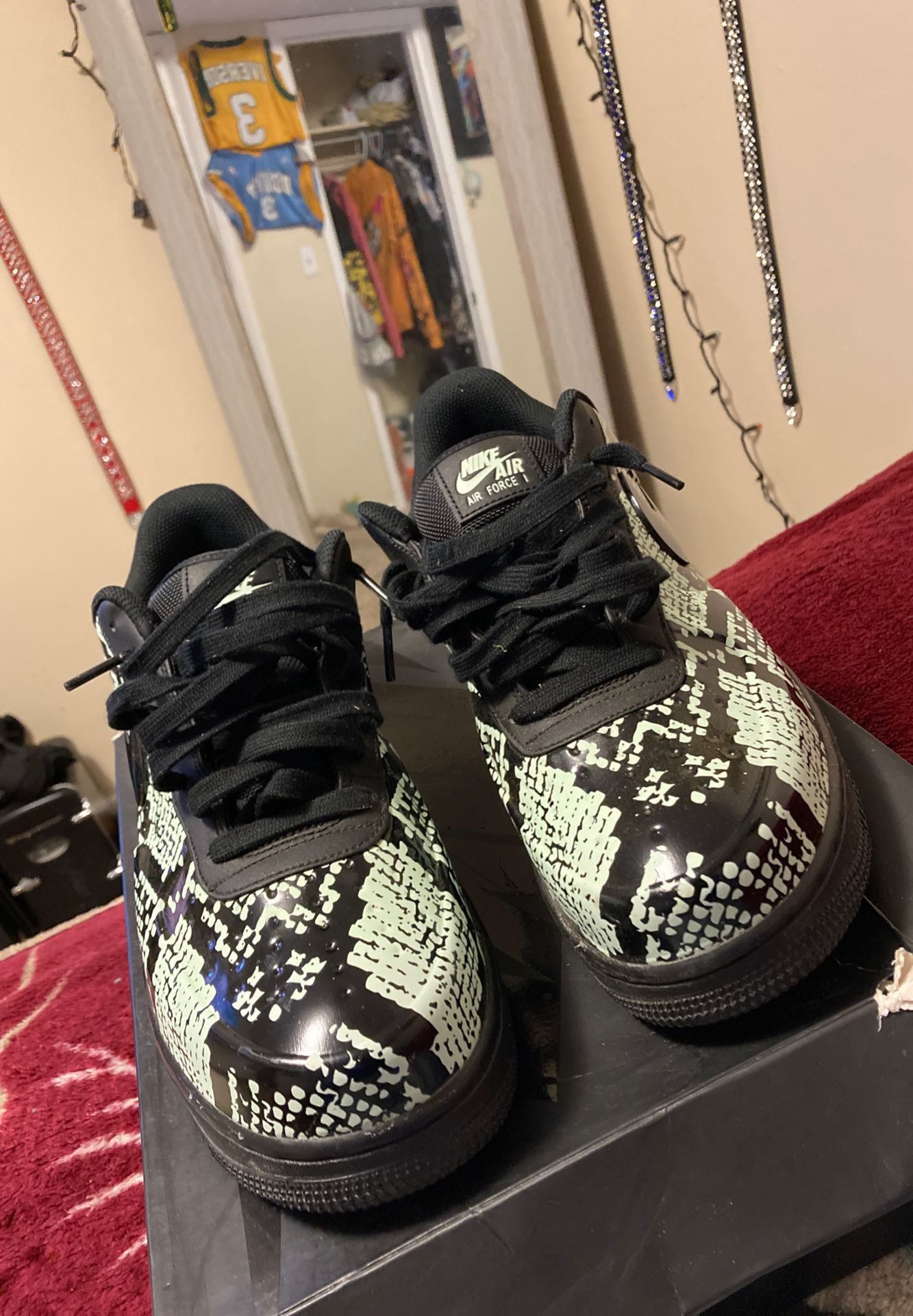 Snakeskins