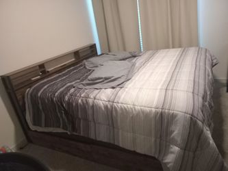 King size bed with mattres