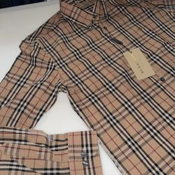 BURBERRY SHIRT FOR MEN BRAND  NEW SMALL  SIZE ONLY 