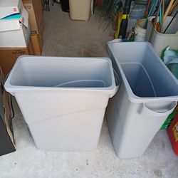 Rubbermaid Commercial Trash Cans