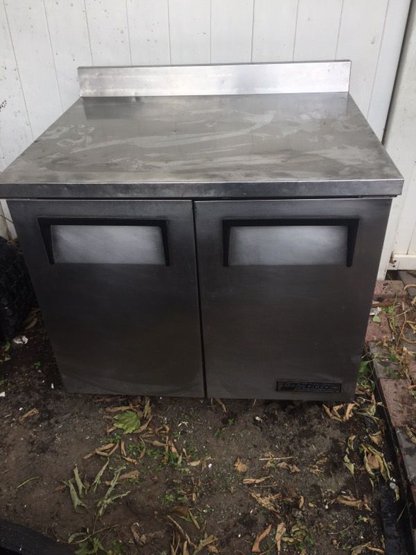 Lowboy refrigerator restaurant/ kitchen equipment