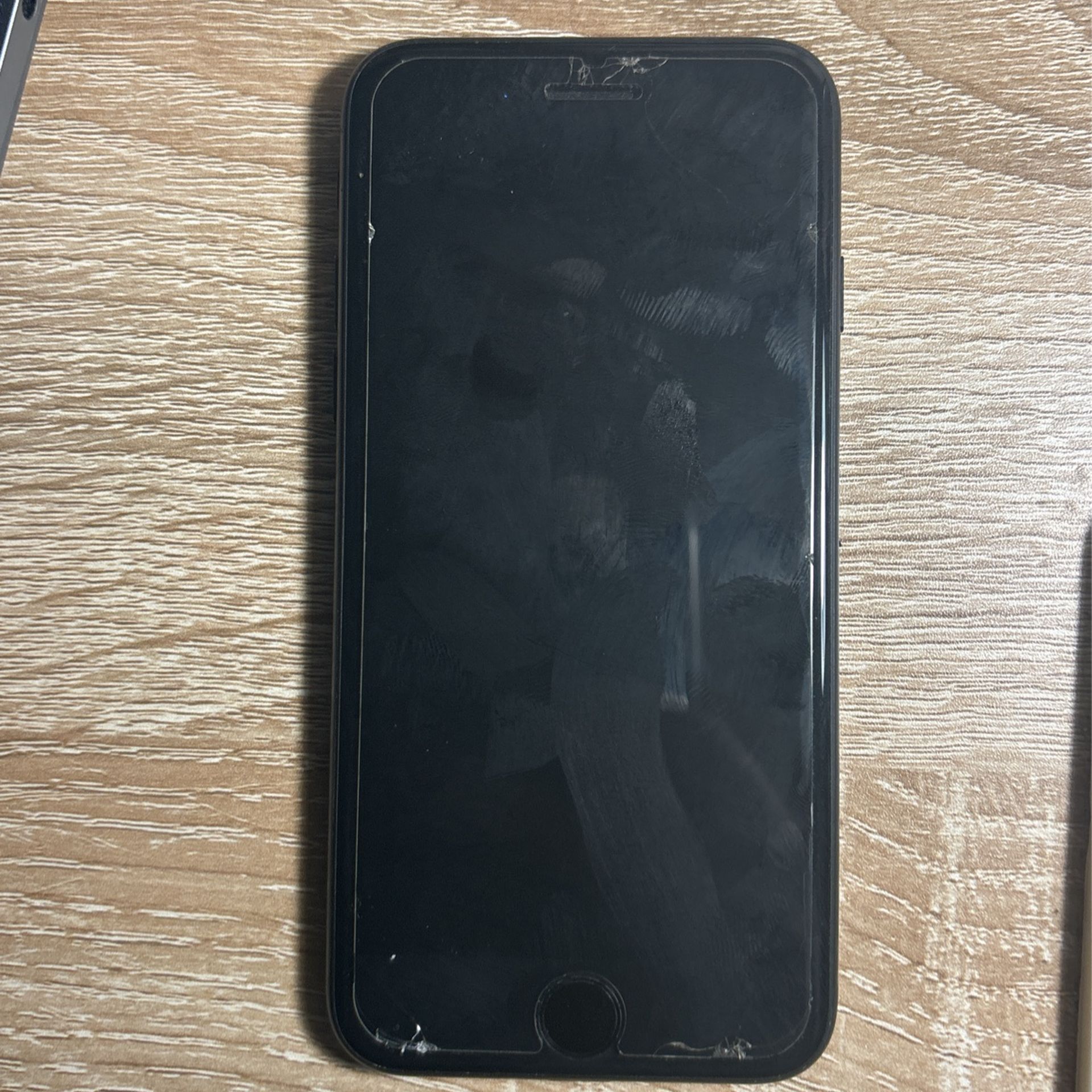 IPHONE 8