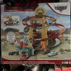 Disney Pixar Cars Head To Head Racing Track.