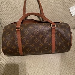 Pre-Owned Louis Vuitton Papillon 