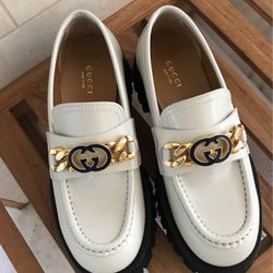 Gucci Woman’s Size 37 (us7) Loafer