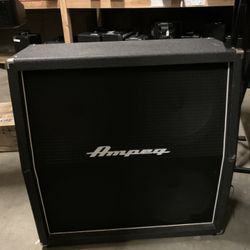Ampeg V-412 Guitar Cabinet