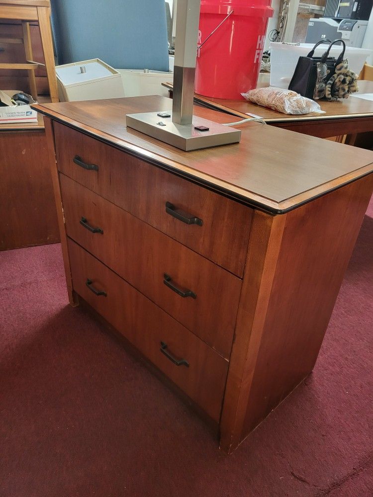 3 DRAWS DRESSER WITH HIGH QUALITY WOOD (HOME53)