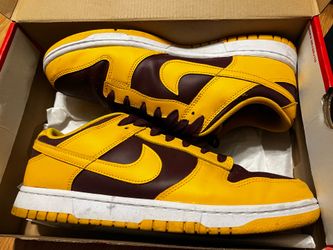 Nike dunk low  size 11 men