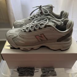 New Balance Aime Leon 