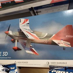 E-flite Ultimate 3D RC Airplane brand new bind and fly clearance sale $289 plus tax