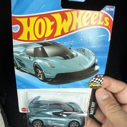 Hotwheels  2020 KOENIGSEGG JESKO